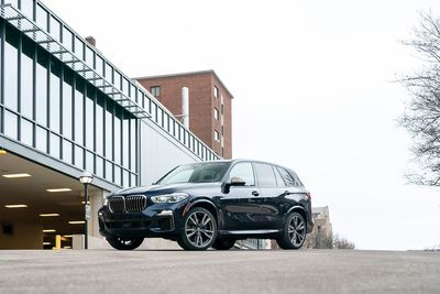 2020 BMW X5 M50i